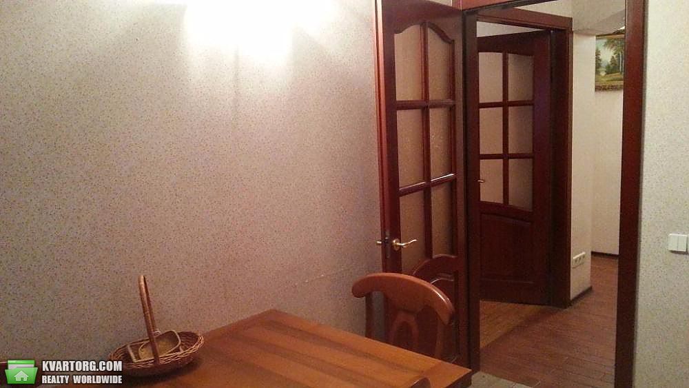 Rent out 4-room apartment. Киев,  Невская — photo 3