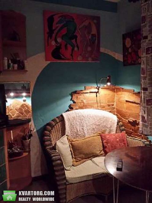 Sell 2-room apartment. Киев,  Срибнокильская — photo 2