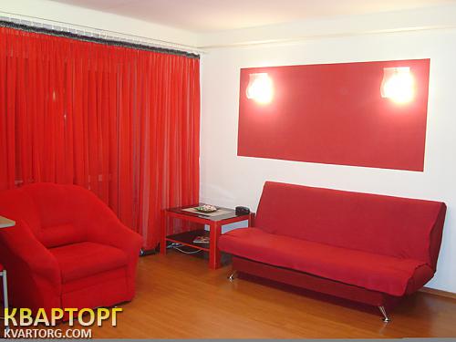 Rent out 2-room apartment. Киев,  Леси Украинки бул — photo 3