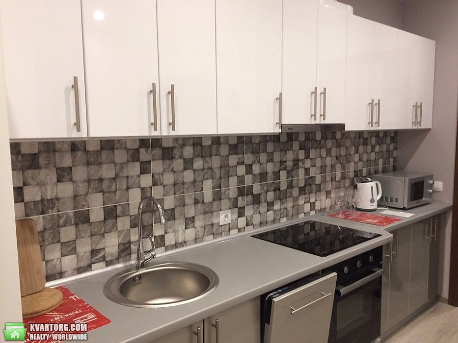 Rent out 1-room apartment. Киев,  Заречная — photo 1