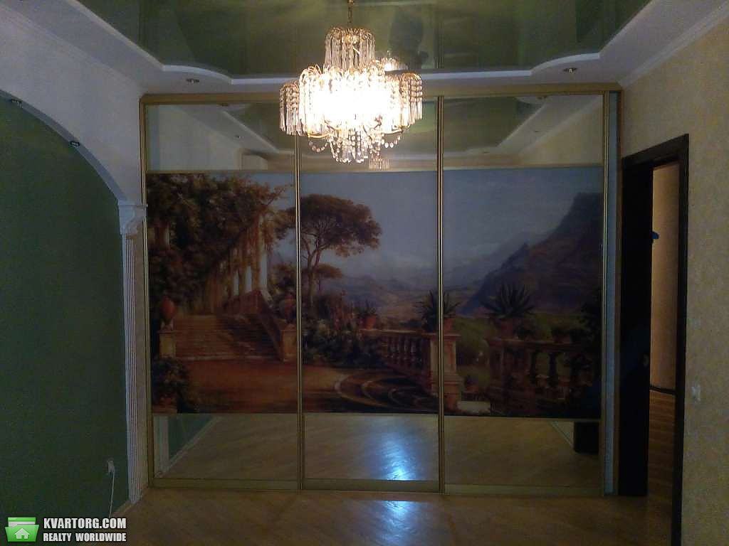 Rent out 3-room apartment. Киев,  Срибнокильская — photo 7