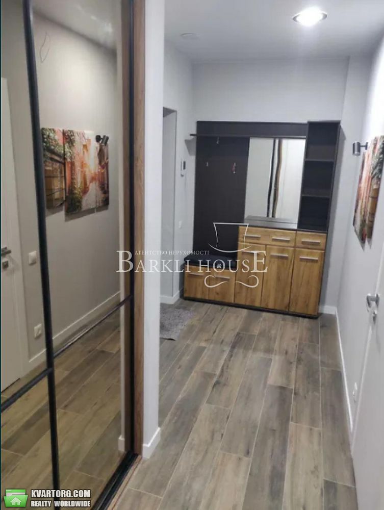 Rent out 2-room apartment. Киев,  Глубочицкая — photo 8