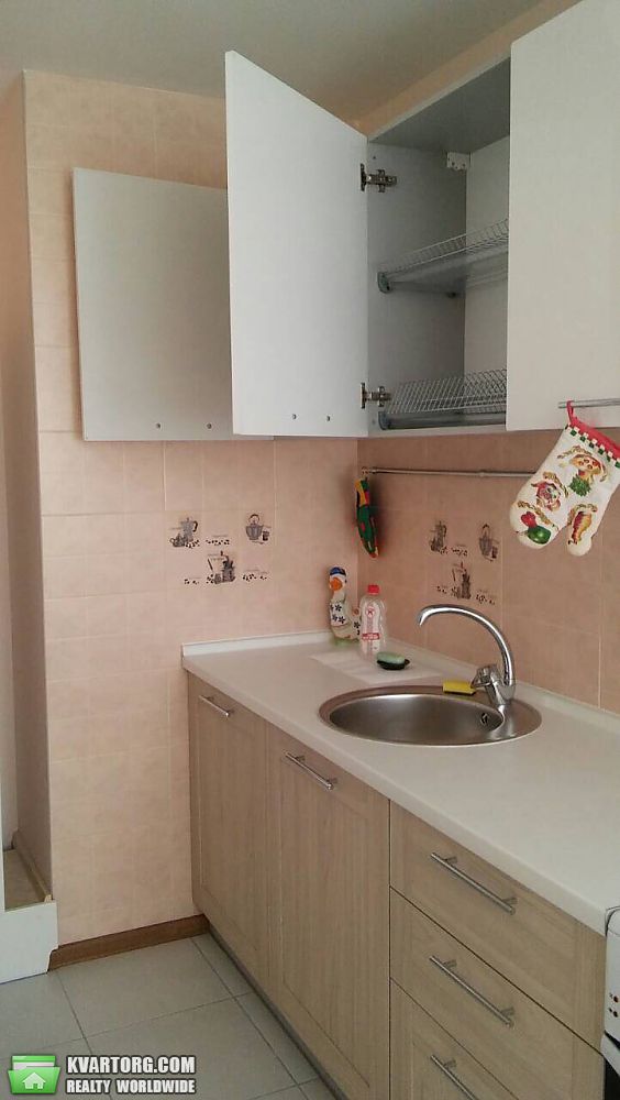 Rent out 1-room apartment. Киев,  Ракетная — photo 3