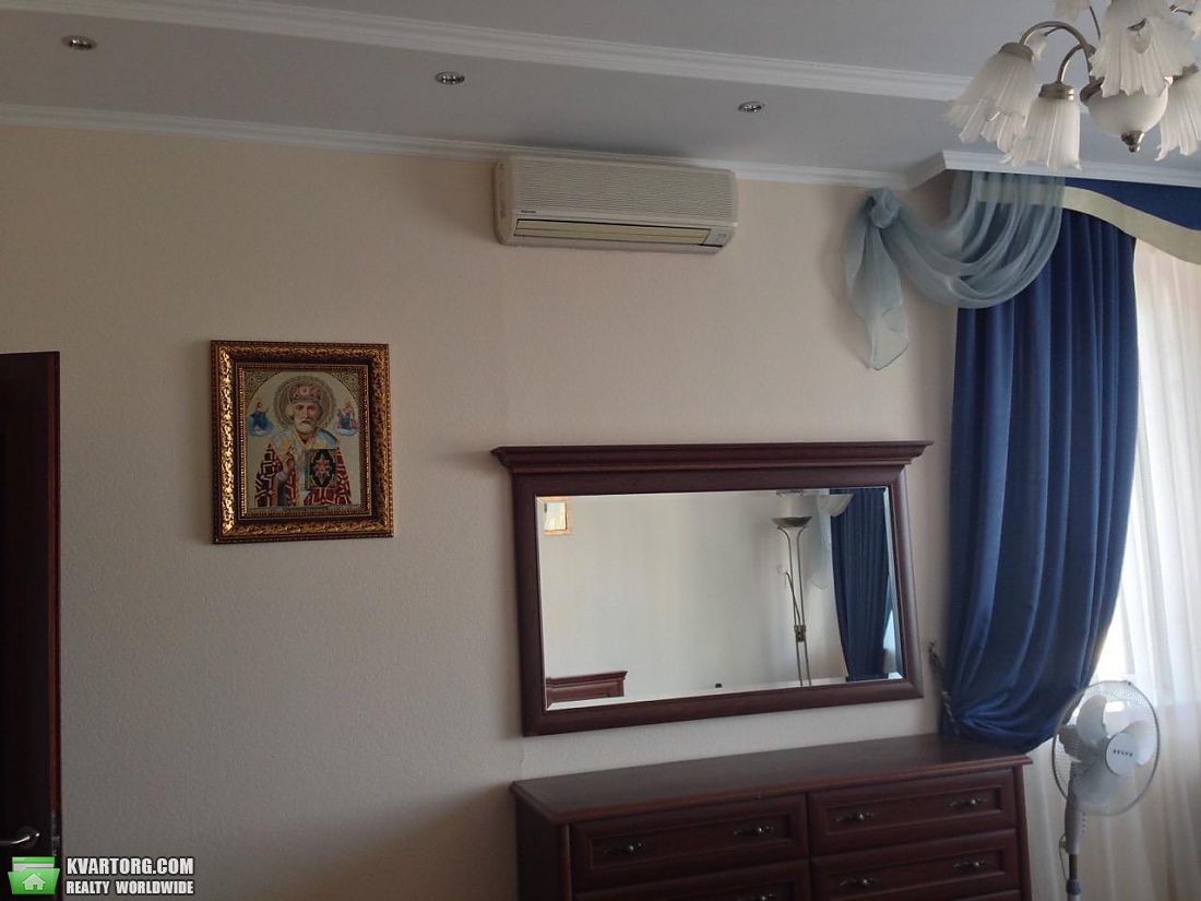 Rent out 4-room apartment. Киев,  Старонаводницкая — photo 5