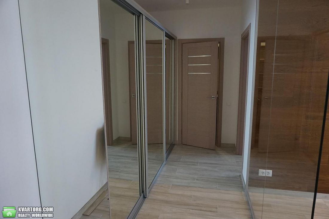 Rent out 2-room apartment. Киев, Сикорского — photo 8