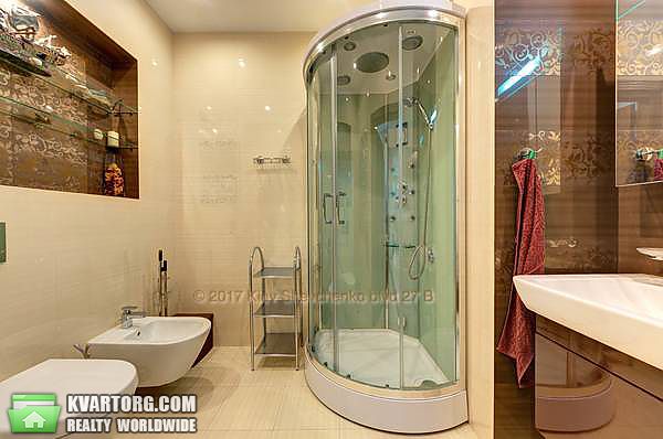 Rent out 3-room apartment. Киев,  Шевченко бул — photo 9
