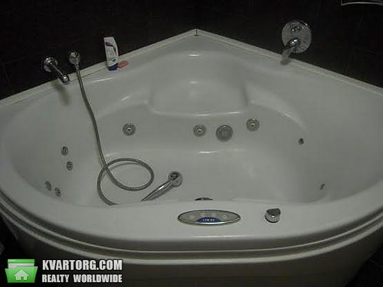 Rent out 2-room apartment. Киев, льва толстого — photo 6