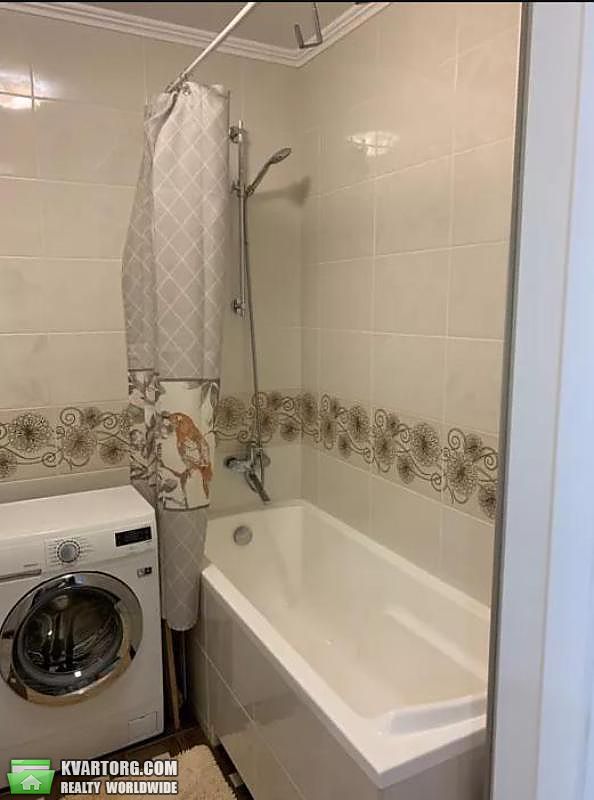 Rent out 2-room apartment. Киев, Сикорского — photo 4