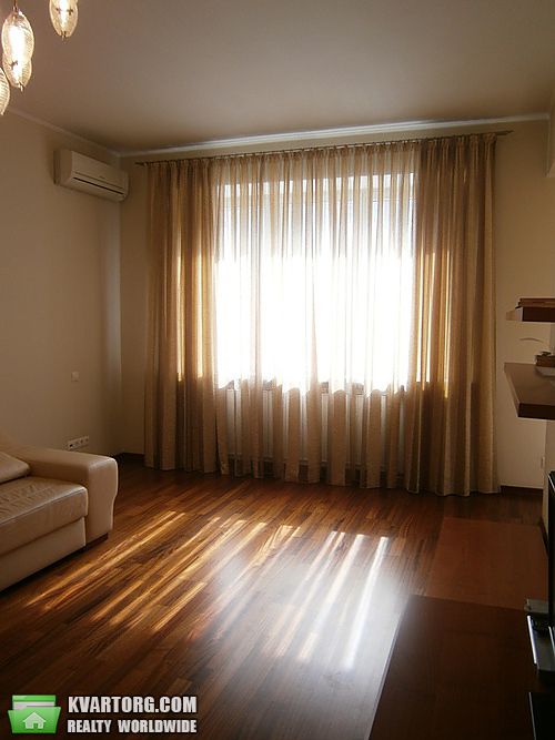 Rent out 1-room apartment. Киев, Героев Сталинграда пр — photo 2