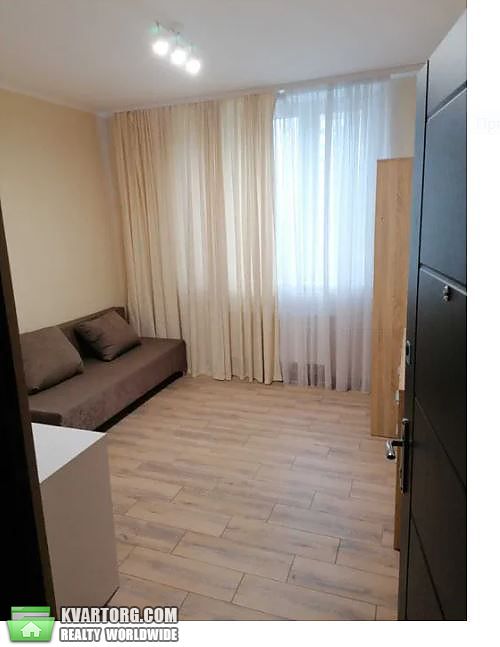 Rent out 2-room apartment. Киев,  Закревского — photo 1