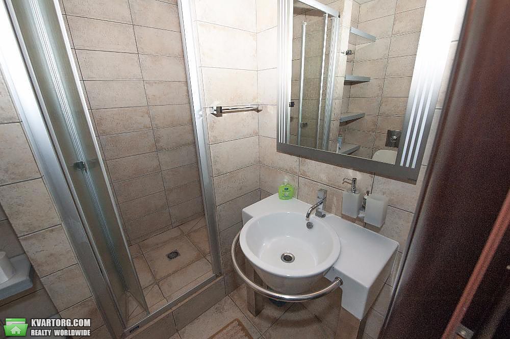 Rent out 4-room apartment. Киев,  Городецкого — photo 8