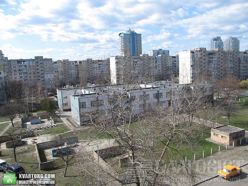 Sell 3-room apartment. Киев,  Приречная — photo 8