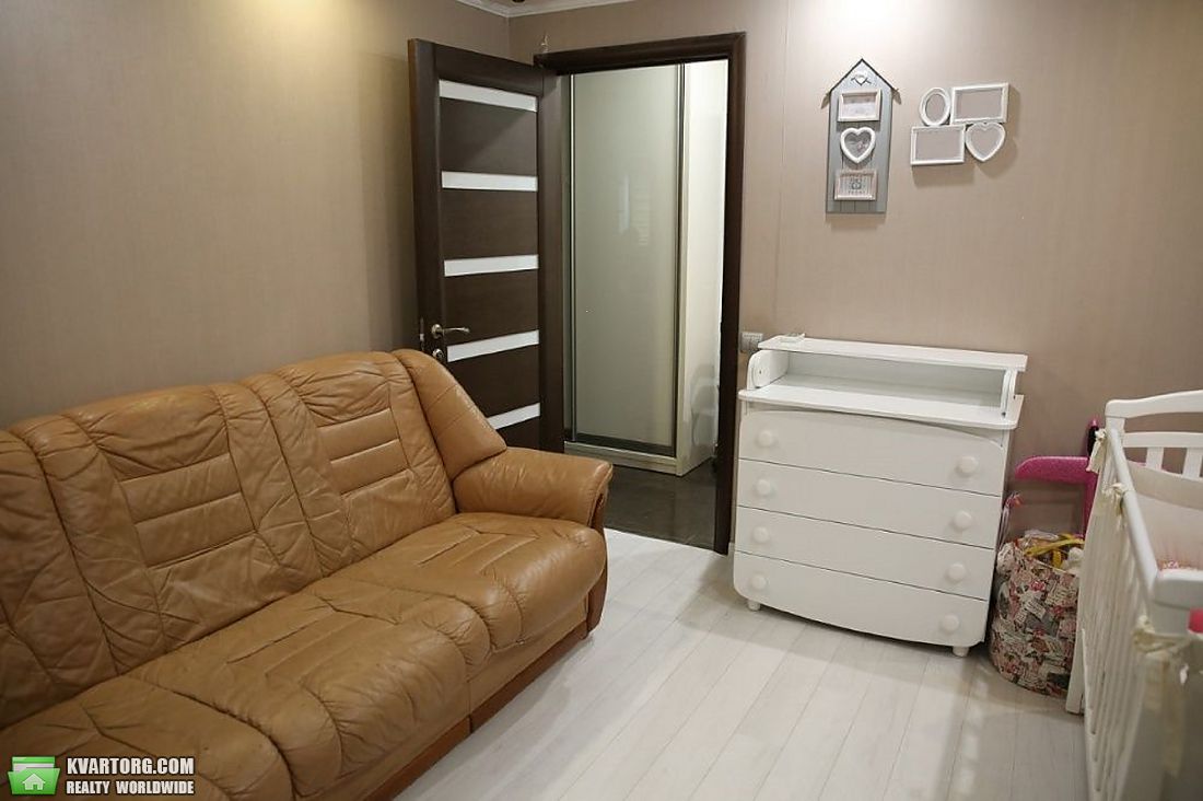 Sell 3-room apartment. Киев,  Волгоградская — photo 3