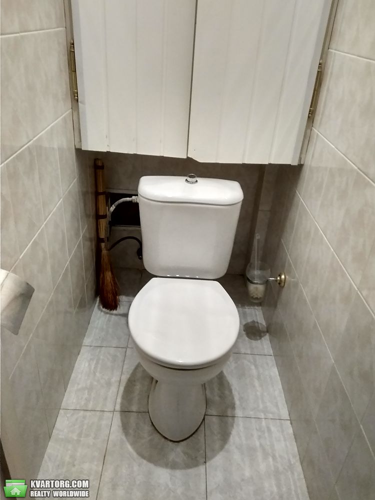 Rent out 2-room apartment. Киев,  Метростроевская — photo 10
