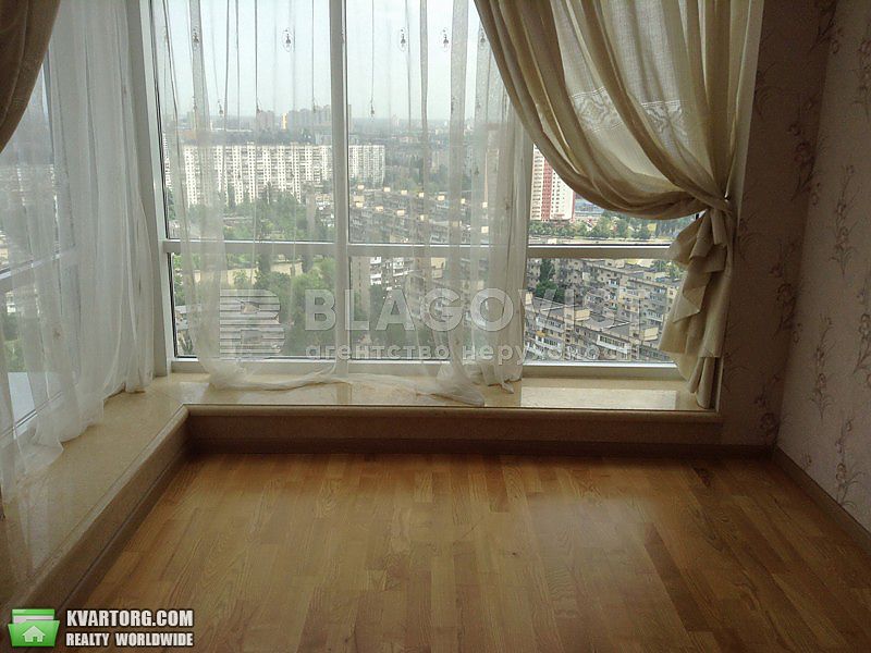 Rent out 4-room apartment. Киев, Днепровская набережная — photo 6