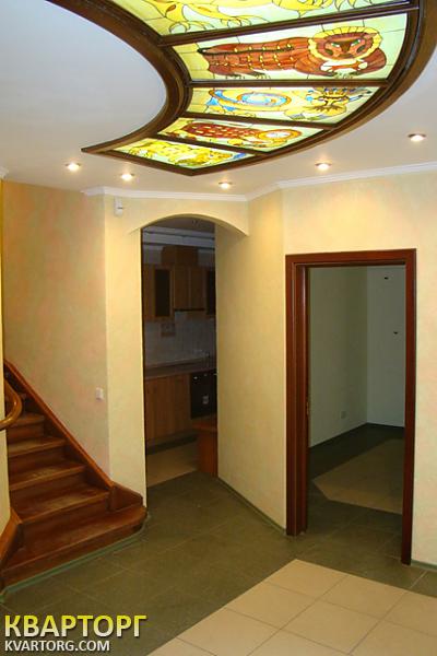 Rent out office. Киев, Бассейная — photo 1