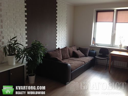 Sell 2-room apartment. Киев, Феодосийский пер — photo 1