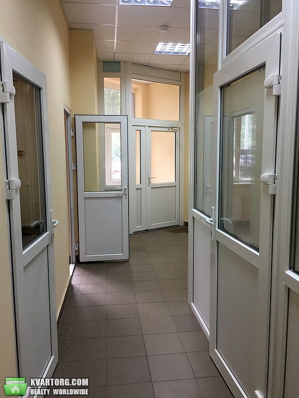 Rent out office. Киев, Рижская — photo 1