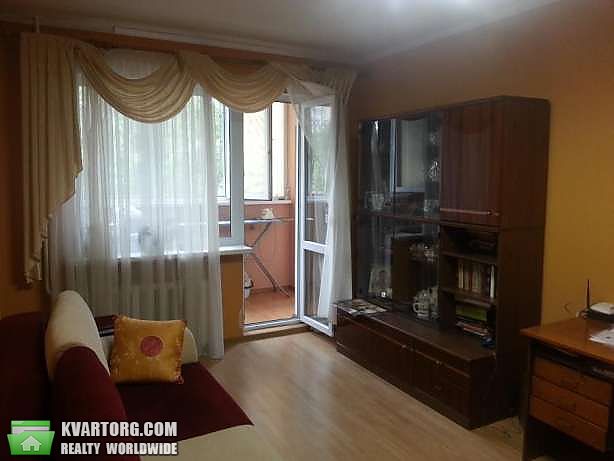 Sell 2-room apartment. Киев,  Озерная — photo 1