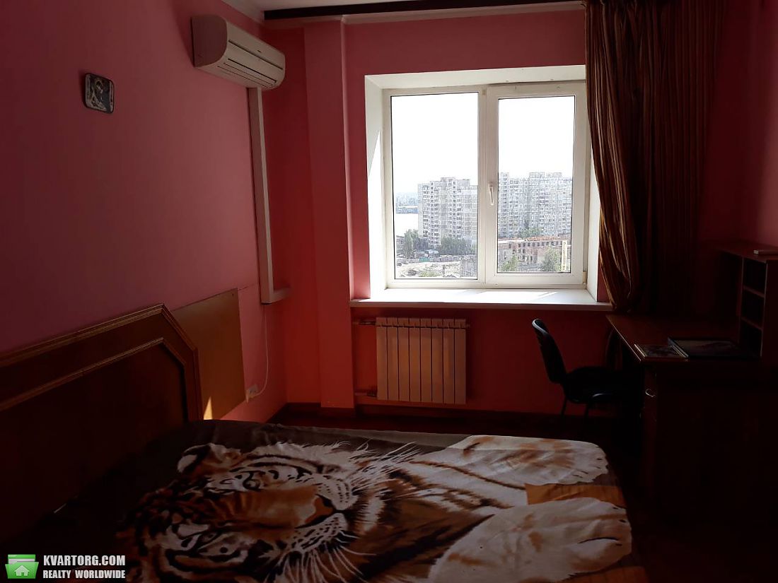 Rent out 2-room apartment. Киев, пр-т Н.Бажана — photo 9