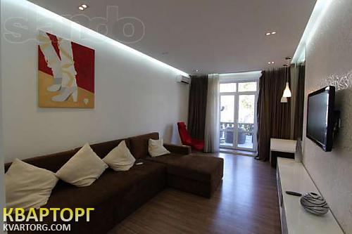 Rent out 2-room apartment. Киев,  Крещатик — photo 1