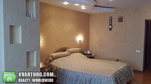Sell 4-room apartment. Киев,  Клиническая — photo 7