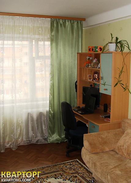 Sell 3-room apartment. Киев, Чернобыльская — photo 1