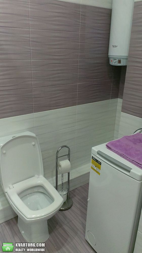 Rent out 2-room apartment. Киев,  Герцена — photo 5