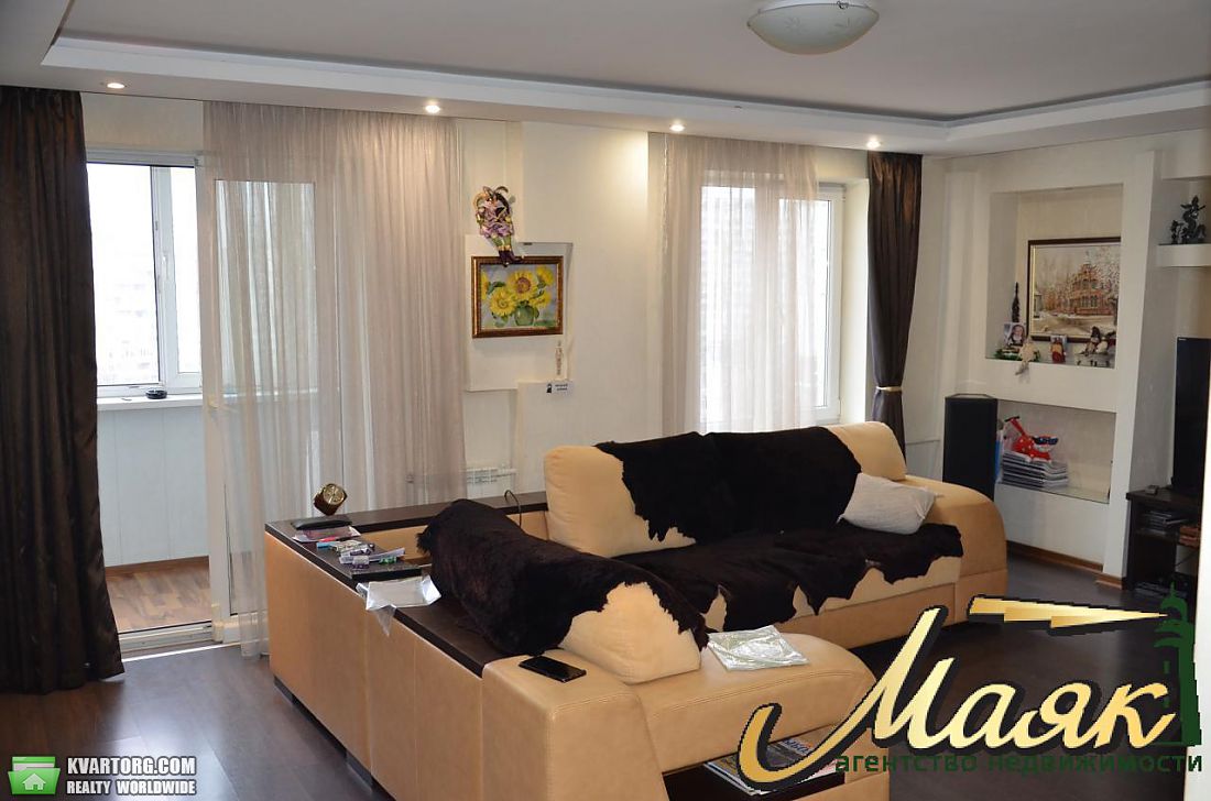 Sell 3-room apartment. Киев,  Михаила Драгоманова — photo 2