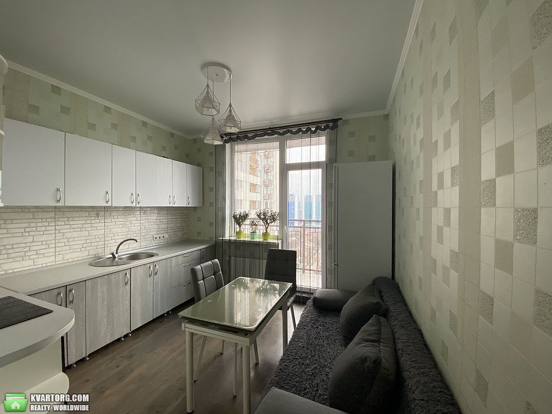 Sell 2-room apartment. Одесса, Люстдорфская дорога — photo 1