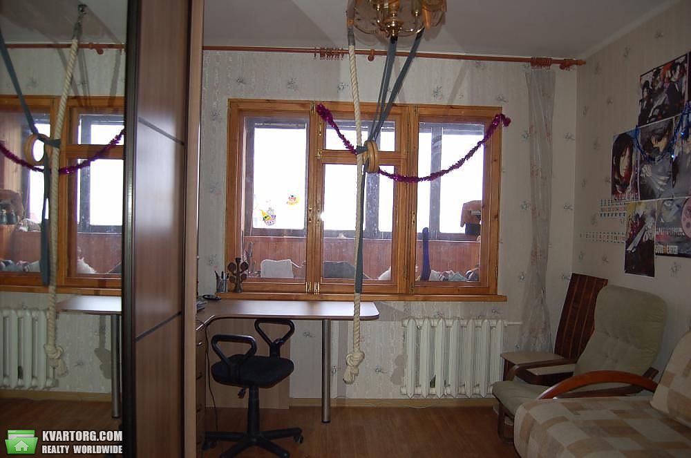 Sell 2-room apartment. Киев,  Ужвий — photo 2