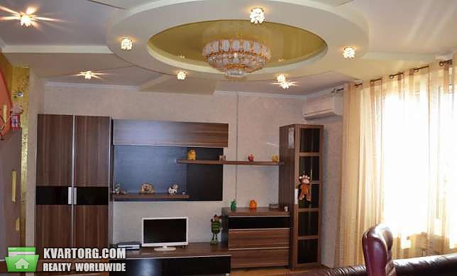 Rent out 3-room apartment. Киев,  Героев Сталинграда пр — photo 1