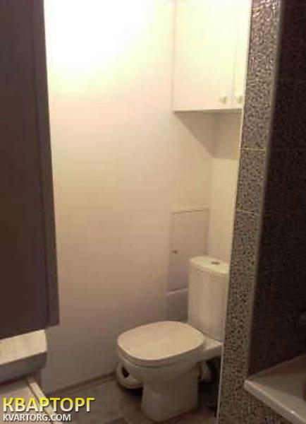 Rent out 3-room apartment. Киев,  Урловская — photo 7