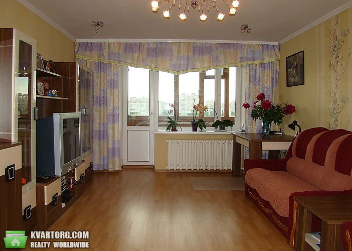 Sell 3-room apartment. Киев,  Ревуцкого — photo 3