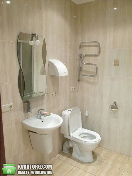 Rent out office. Киев, ул.Жилянская — photo 5