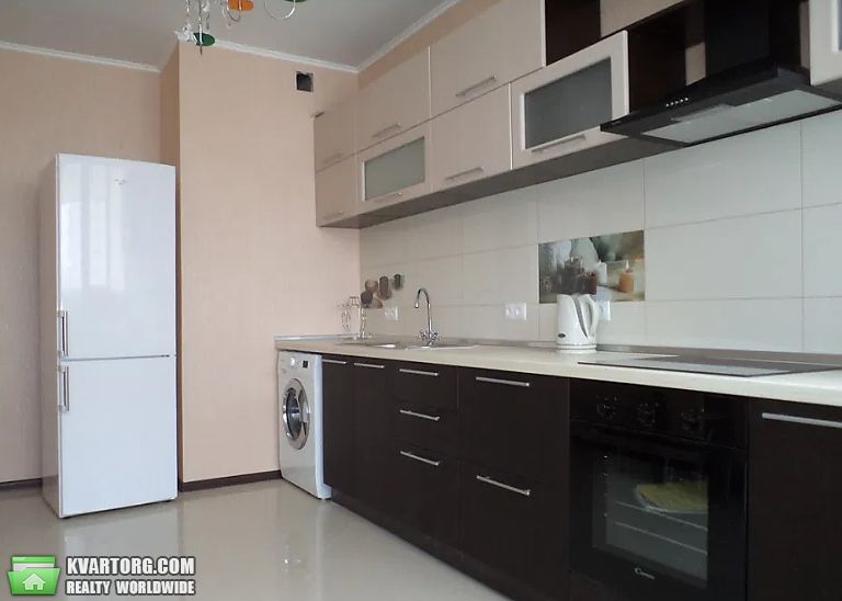 Rent out 1-room apartment. Киев,  Драгоманова — photo 2