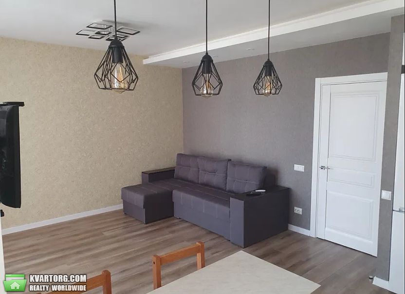 Rent out 3-room apartment. Львов, Хлібна — photo 1