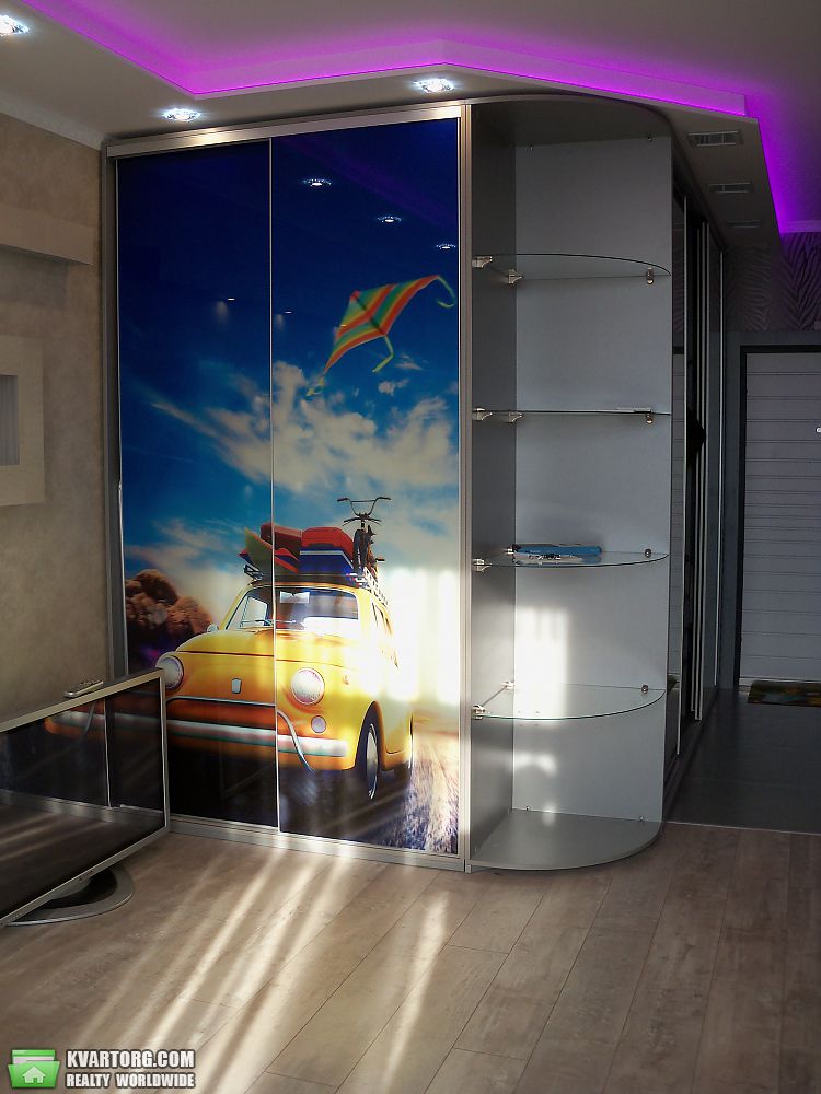 Rent out 2-room apartment. Киев, Регенераторная — photo 9
