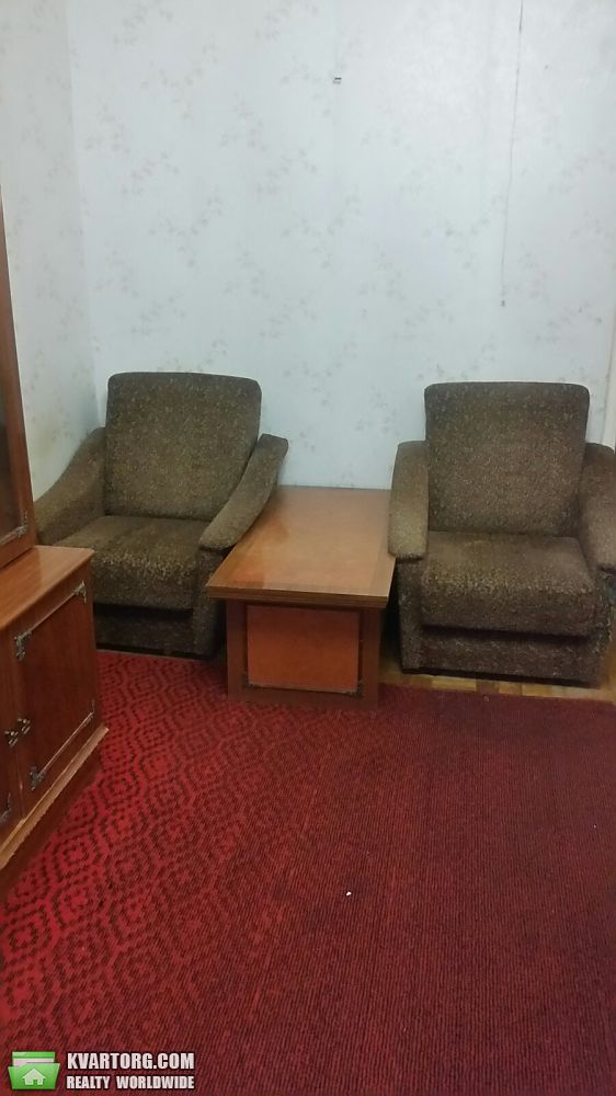 Rent out 2-room apartment. Киев, Жмаченко — photo 4