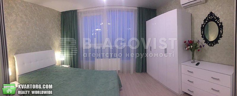Rent out 2-room apartment. Киев,  Коломиевский пер — photo 1