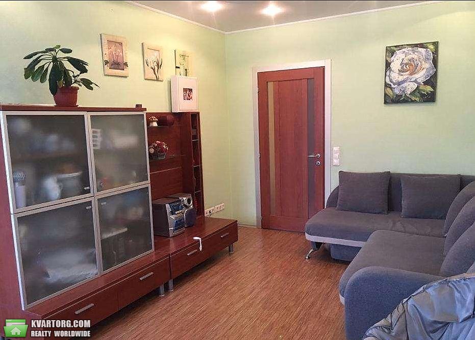 Sell 2-room apartment. Киев,  Фрунзе — photo 1