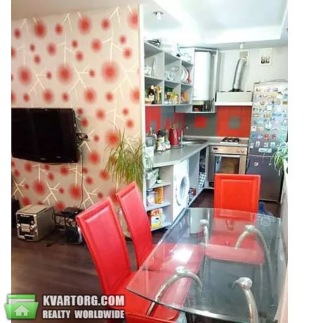 Rent out 2-room apartment. Киев,  Волгоградская — photo 1