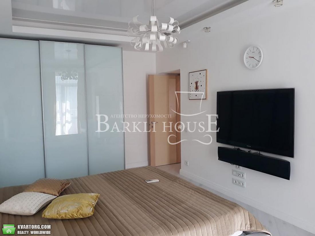 Rent out 4-room apartment. Киев,  Щекавицкая — photo 7