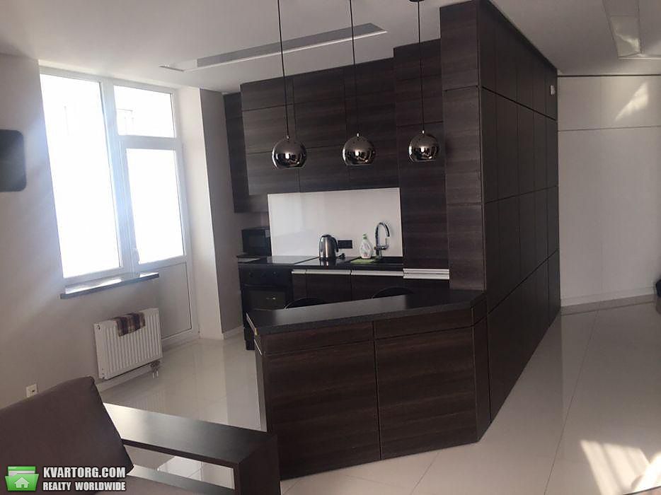 Rent out 2-room apartment. Киев,  Днепровская наб — photo 3