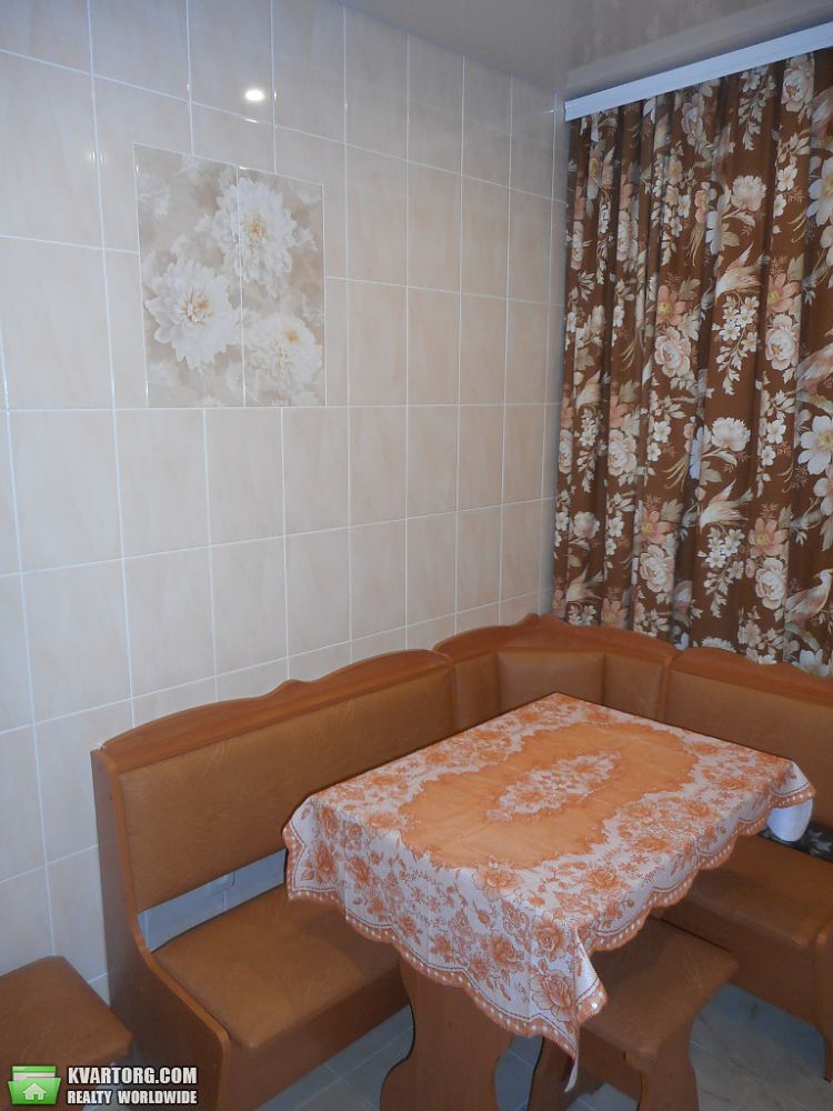Rent out 1-room apartment. Киев,  Демиевская — photo 4