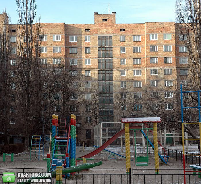 Sell 3-room apartment. Киев,  Пражская — photo 1