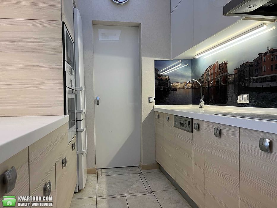Rent out 3-room apartment. Киев, Ильенко — photo 4