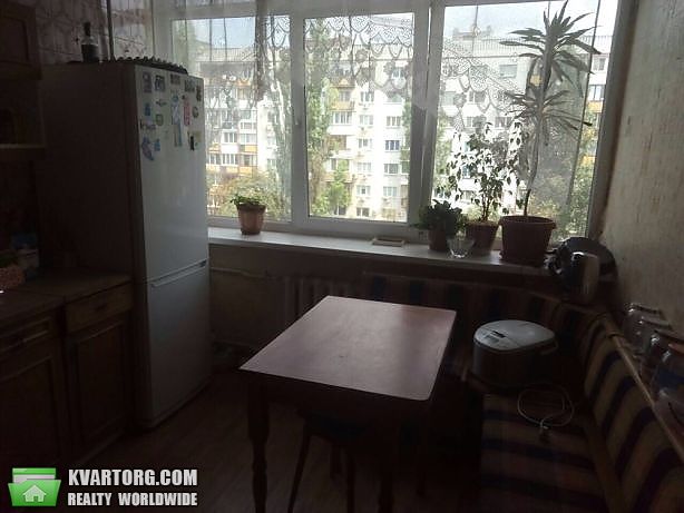 Rent out 2-room apartment. Киев,  Леси Украинки бул — photo 1