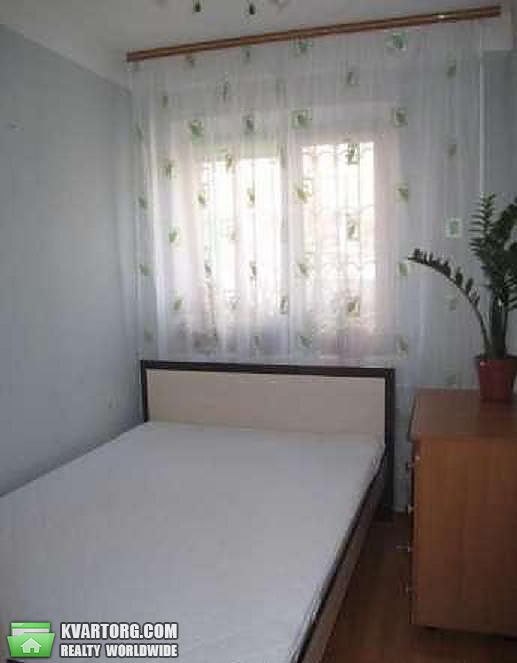 Sell 3-room apartment. Киев,  Метростроевская — photo 4