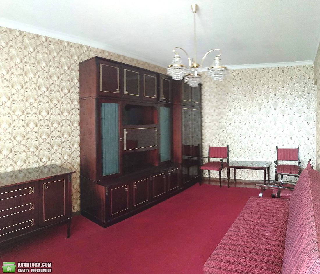 Rent out 2-room apartment. Киев, Иорданская — photo 4